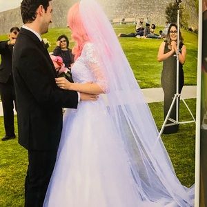 David bridal vintage look dress